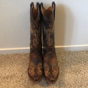 Circle G Distressed Brown-Bone Dragonfly Boots